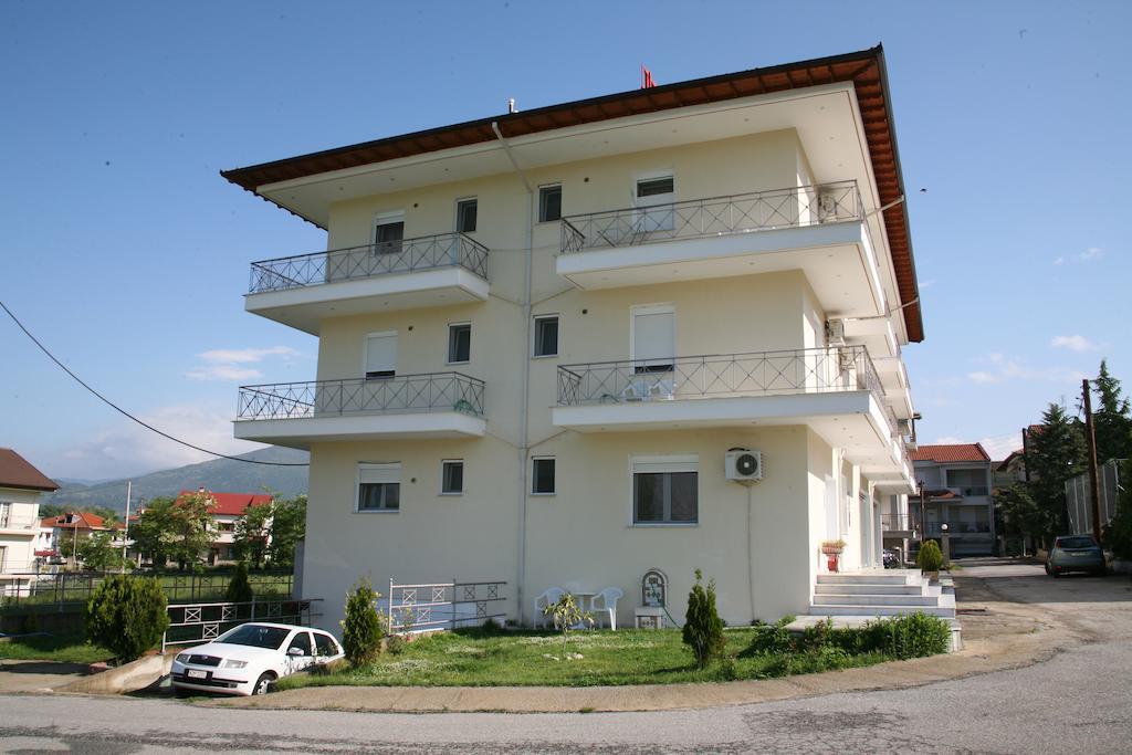 Elanthi Hostel كاستوريا المظهر الخارجي الصورة