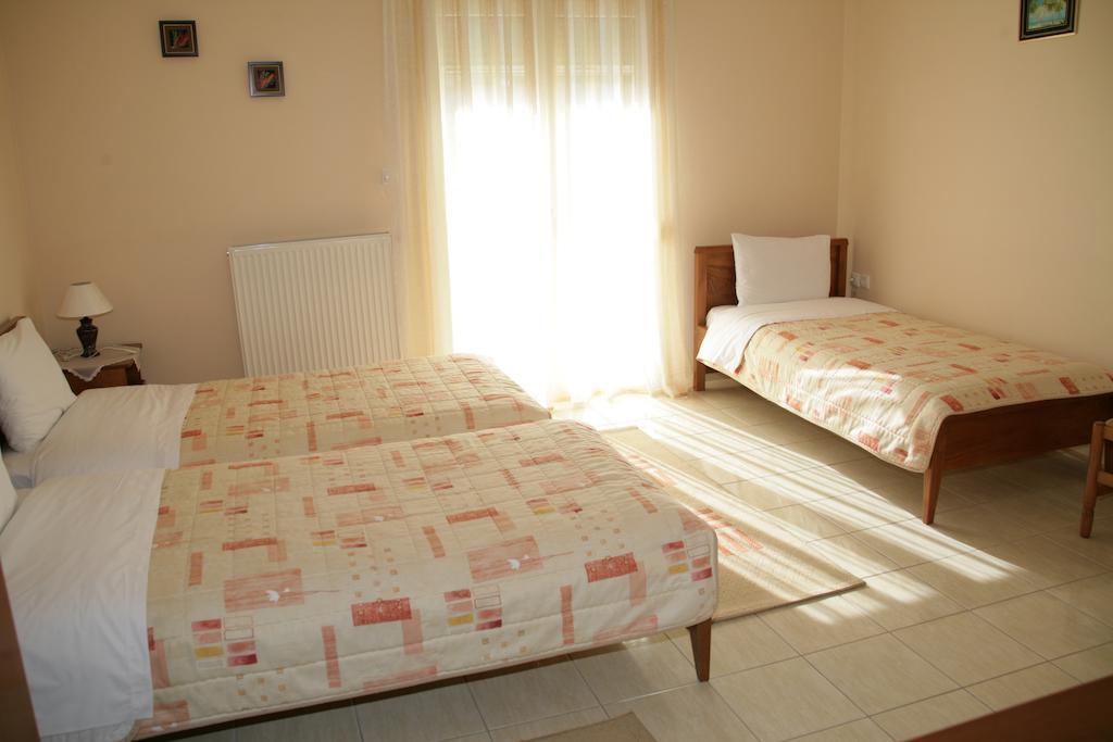 Elanthi Hostel كاستوريا المظهر الخارجي الصورة
